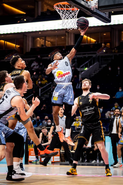 不乏类似场 不乏类似场