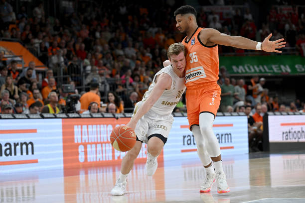 本赛季冠军 本赛季冠军