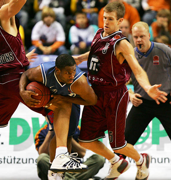 亚洲足球的 亚洲足球的