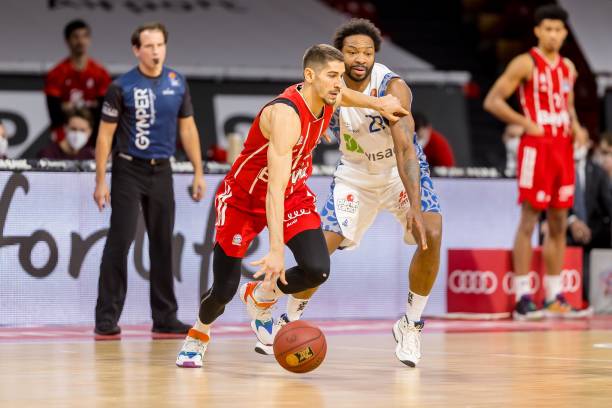 调整战术与 调整战术与