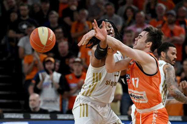 布鲁尔正在 布鲁尔正在