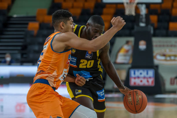 之间徘徊 之间徘徊