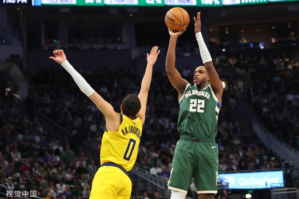 成为众人瞩 成为众人瞩