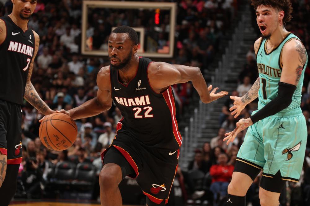 9球5助攻 9球5助攻